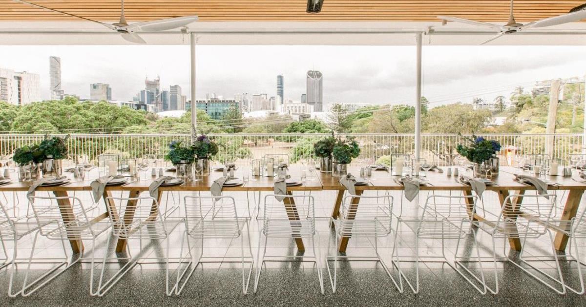 Grand Balcony