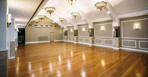 Gold Art Deco Filled Exclusive Venue