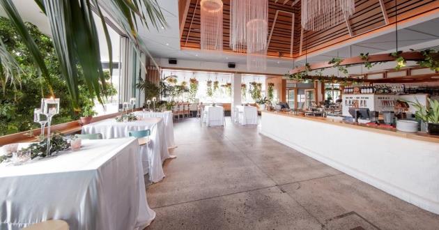 Natural Light Filled Restaurant & Main Bar