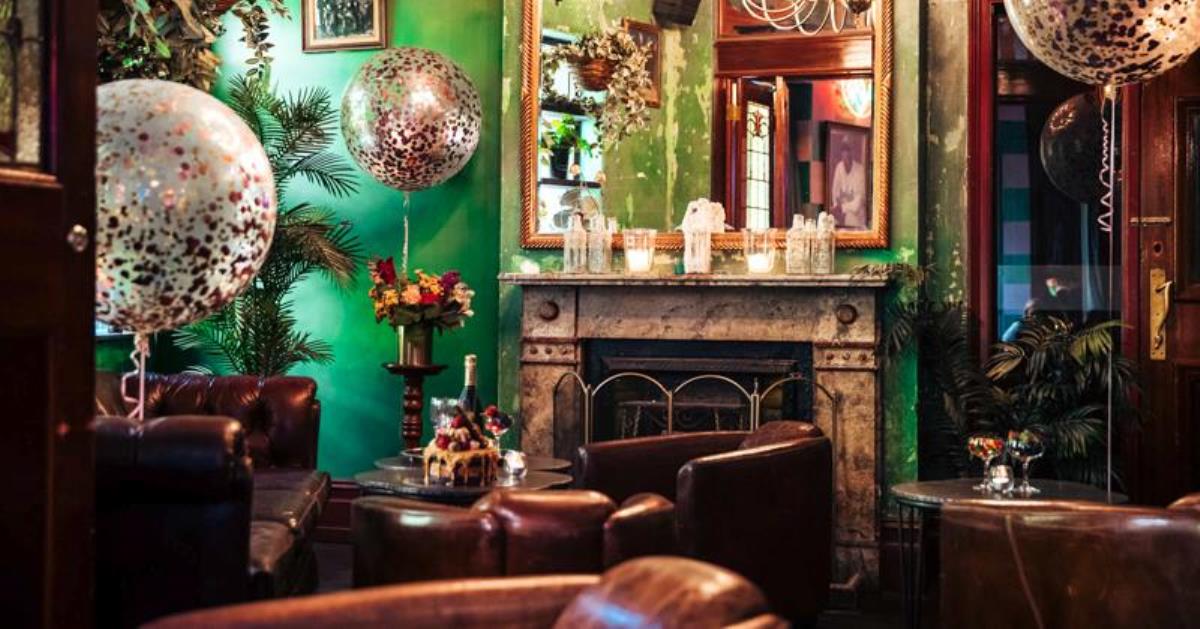 The Warm and Cozy Parlour Space