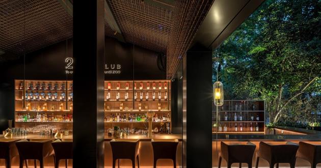 Modern Rooftop Bar in Sydney CBD