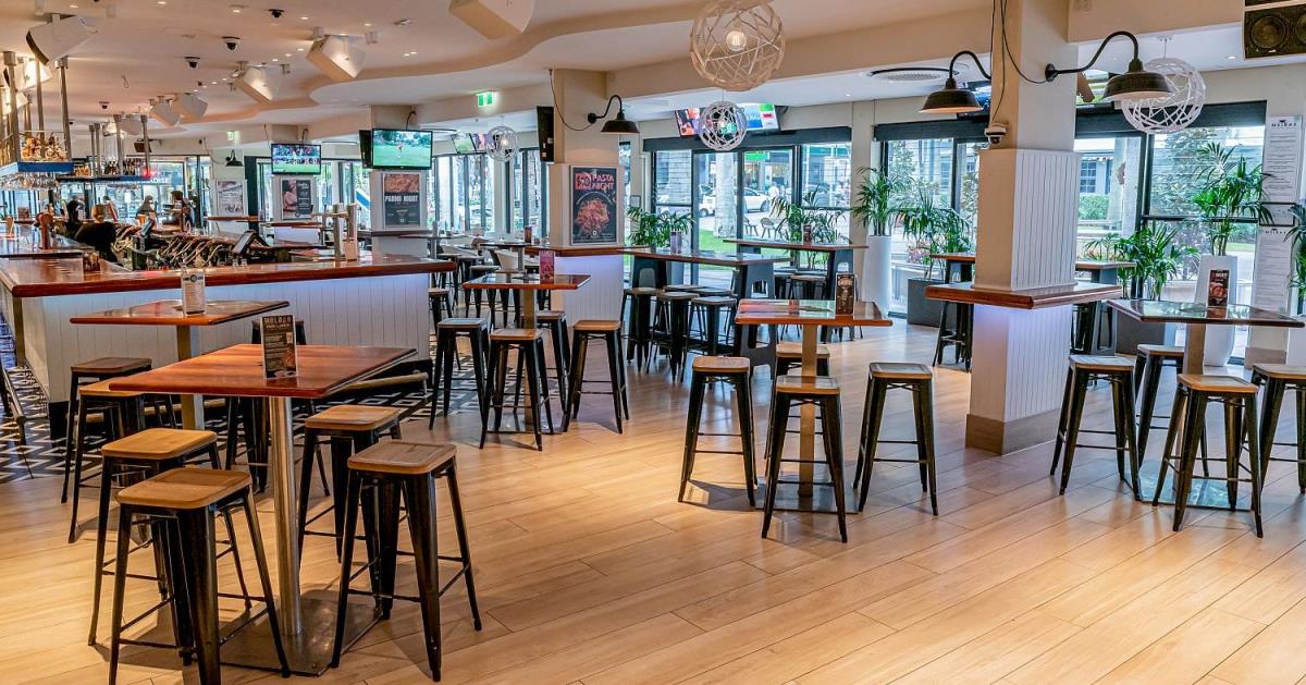 Dining Area - The Cavill Hotel