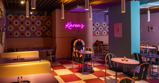 Karens Diner - Functions