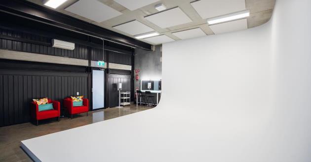 Mimmynvovo Multi-Set Studio