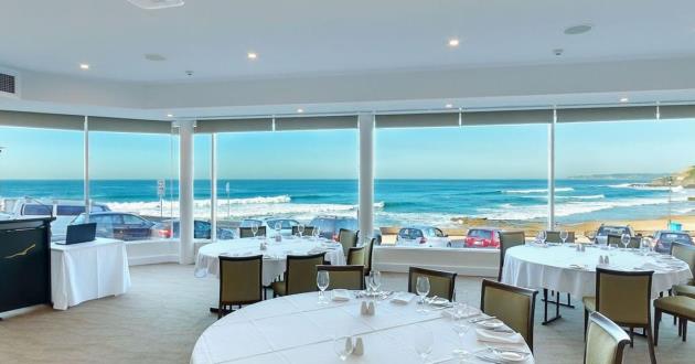 Promenade Room