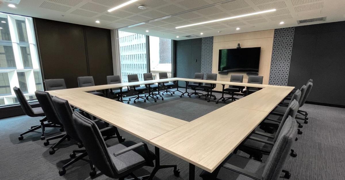 Meeting Room in Sydney CBD (Up to 20 person with square desk at 275