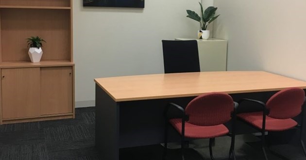 2 person Meeting Room in Caufield
