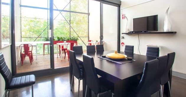 Meeting room for 12 people in Chippendale!