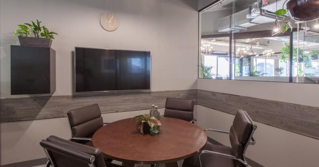 The Gallery Meeting Room in Melbourne CBD - 4 Pax