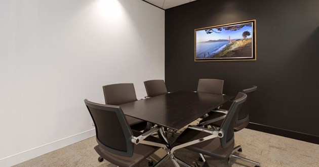 6 Person Meeting Room in Brisbane CBD Eagle St
