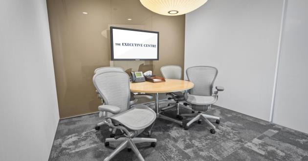 4 Person Meeting Room in Brisbane