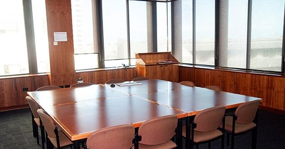 Modern Meeting Room for 12 Guests (Room 4)