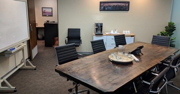 8 person Meeting/Boardroom in quiet & central Spring Hill