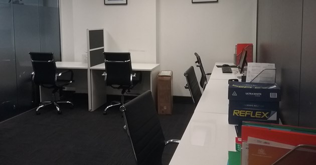 8 Hot Desks in Heart of CBD