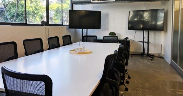 14 Person Boardroom with Natural light in Ultimo
