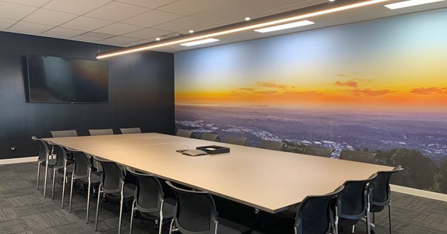 Leo - 18 Person Boardroom