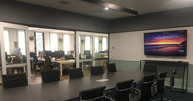 13 Person Light-filled boardroom next to Wynyard Station