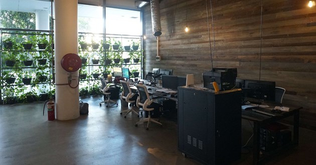 Shared Desks near Airport