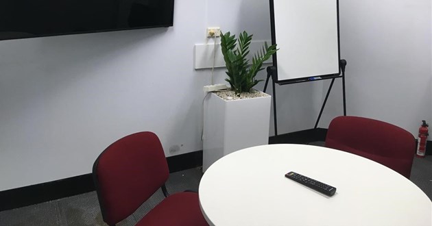 Meeting Room for 4 in CBD