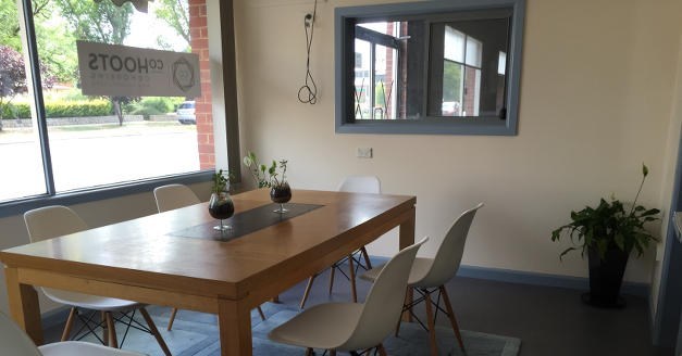 Permanet Desk