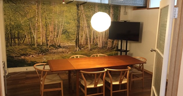 6 Person Meeting Room in Melbourne