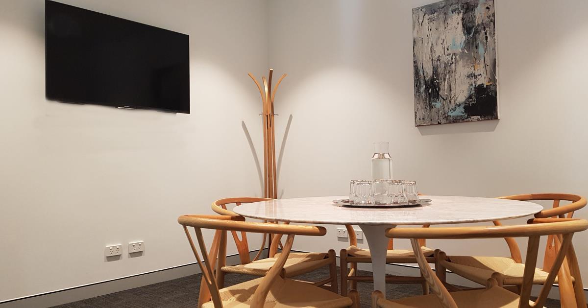 4-5 Person Meeting Room (Angie)