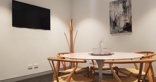 4-5 Person Meeting Room (Angie)