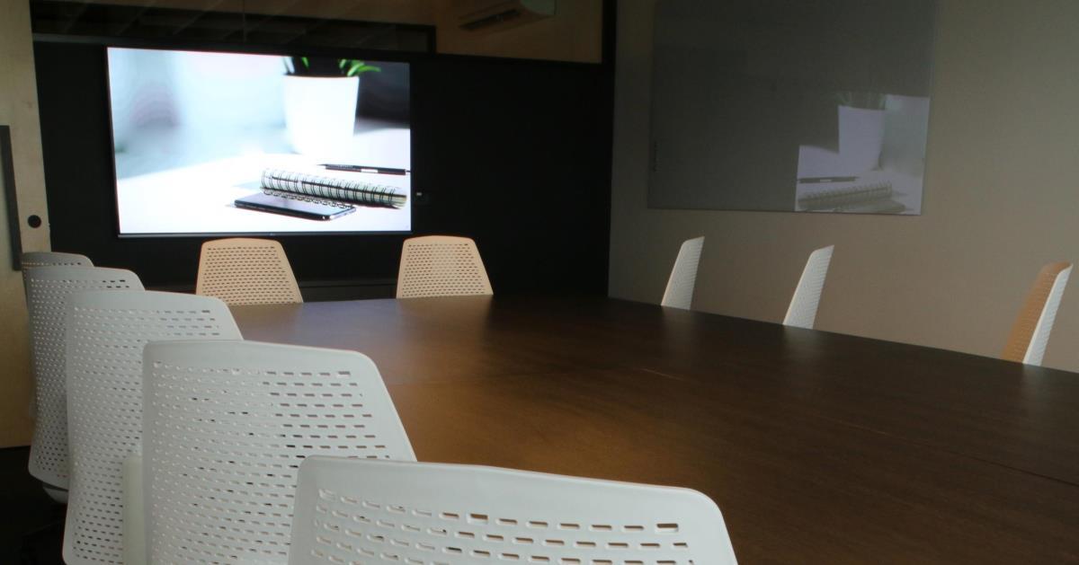 16 Person Modern Board Room