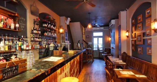 Exclusive Rustic Vibe Space