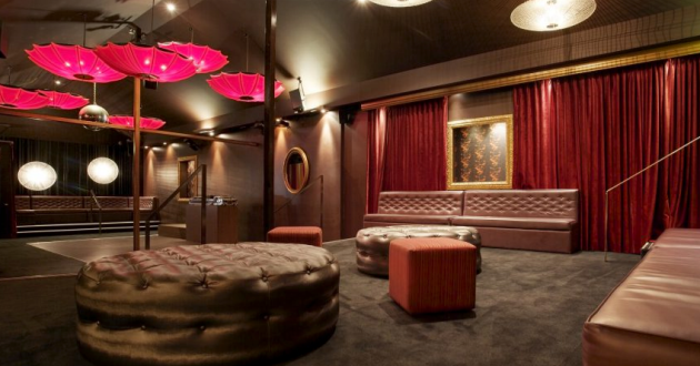 Lavish Red Room on Chapel Street