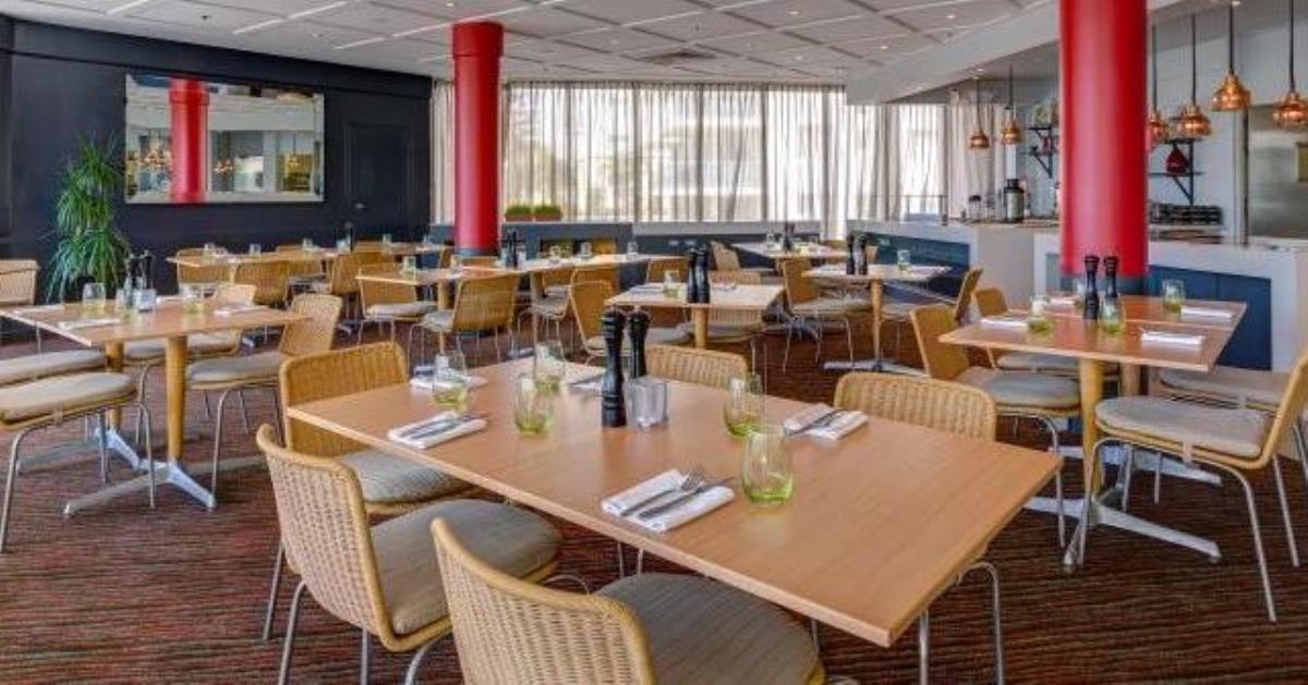 Mundo Bar & Restaurant