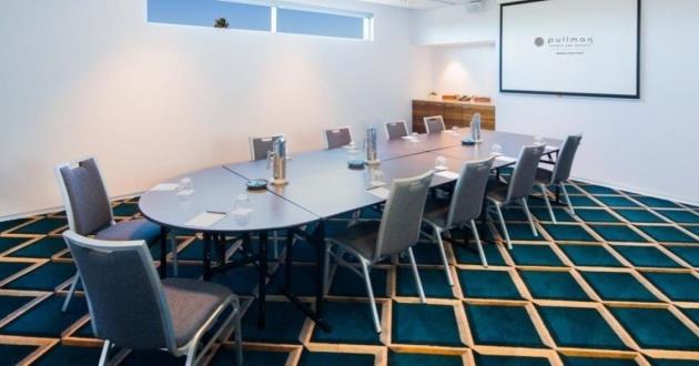 Boardroom I