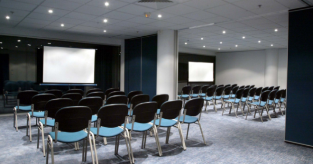 Upper Level Function Room Merge-able into 4 Space