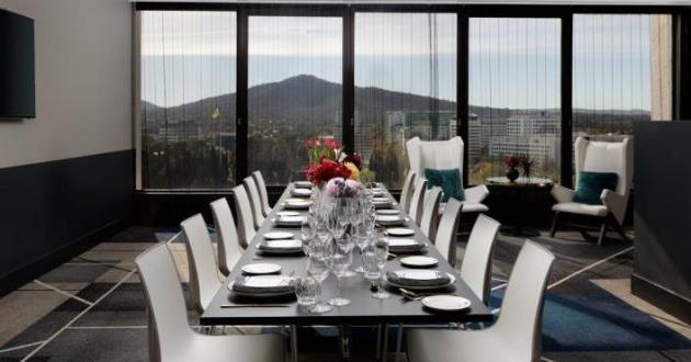 Private Lounge I, with City View