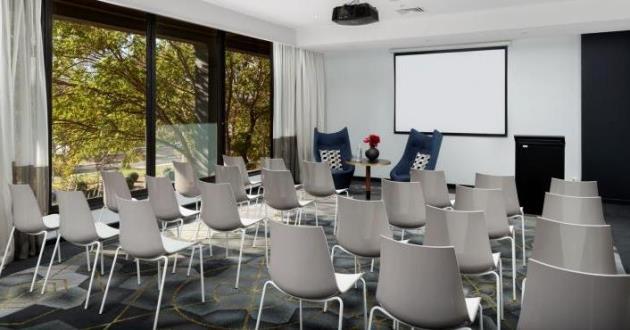 Private Think Tank in the Heart of the City (Studio 4)