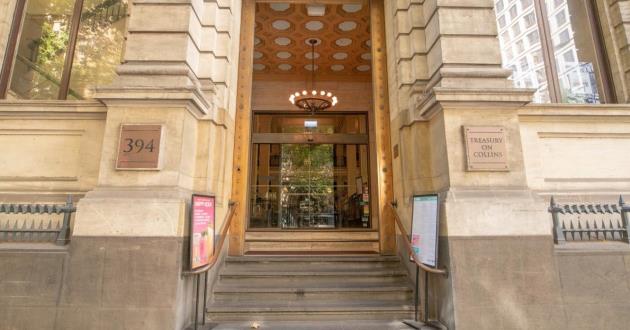 Stunning Heritage Bank, Excluive Use